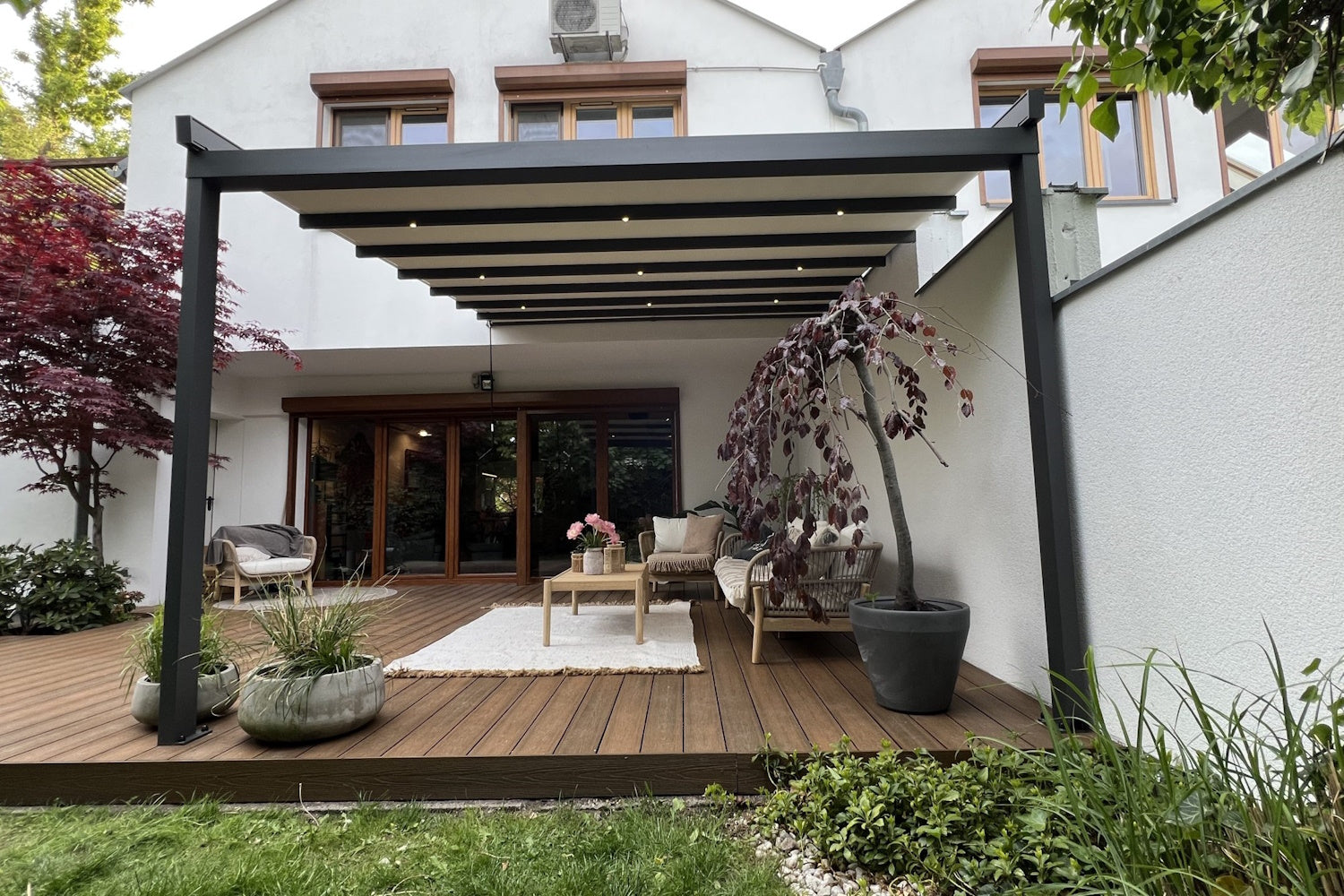 Pergola przyścienna aluminiowa Aura