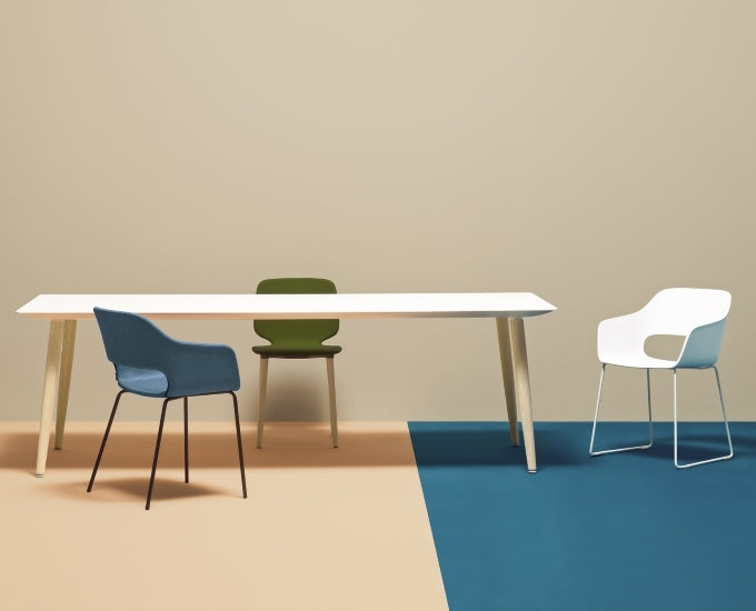 babila Pedrali 240 biały blat jasne nogi