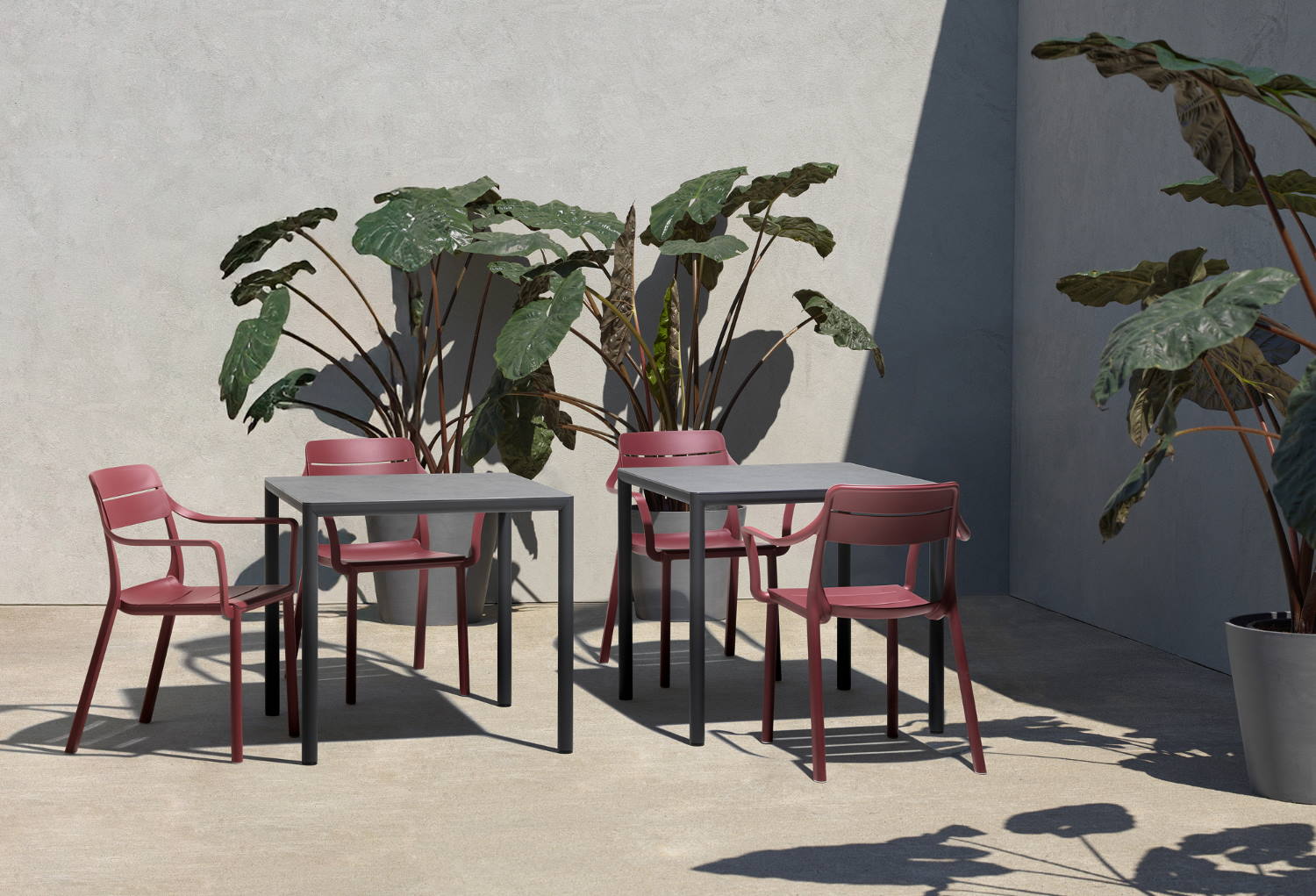 Krzesło ogrodowe Cassia z podłokietnikami