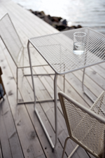 Stalowy stolik restauracyjny Haru