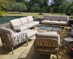 Komodo sofa taupe szare poduszki