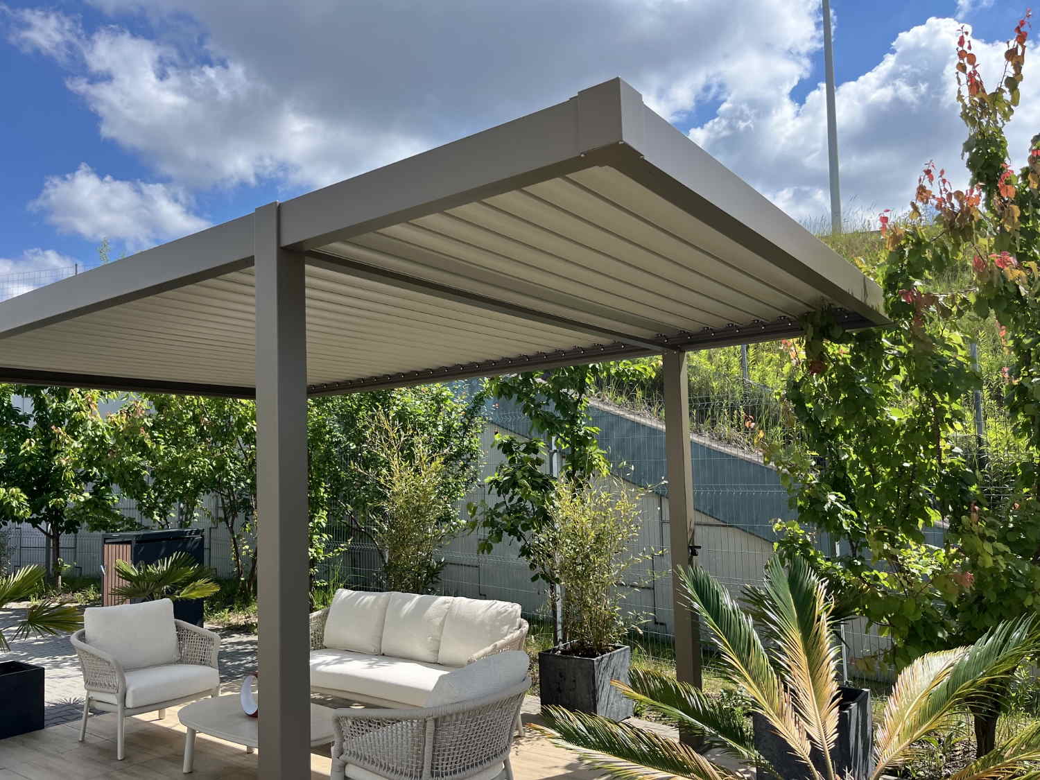 Ręczna pergola lamelowa 5,2×3 Saint Tropez