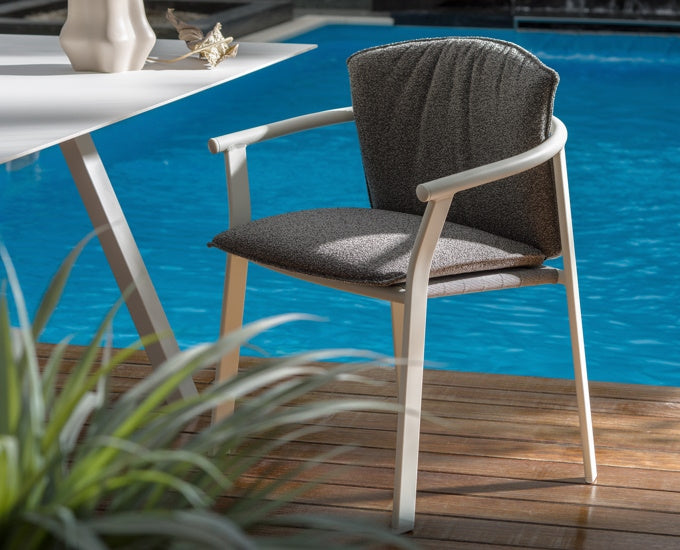 Lamorisse in out białe