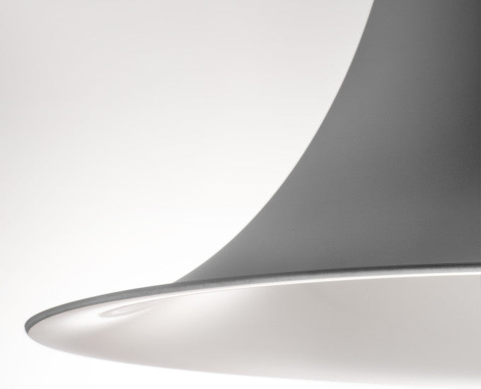 Lampa sufitowa L004SW z czarnym mocowaniem i przewodem