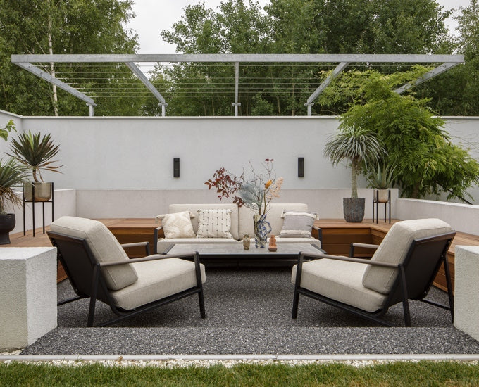 czarna sofa ze stalki nierdzewnej Lyra