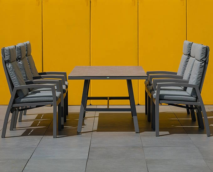 zestaw z regulowanymi fotelami Malmo