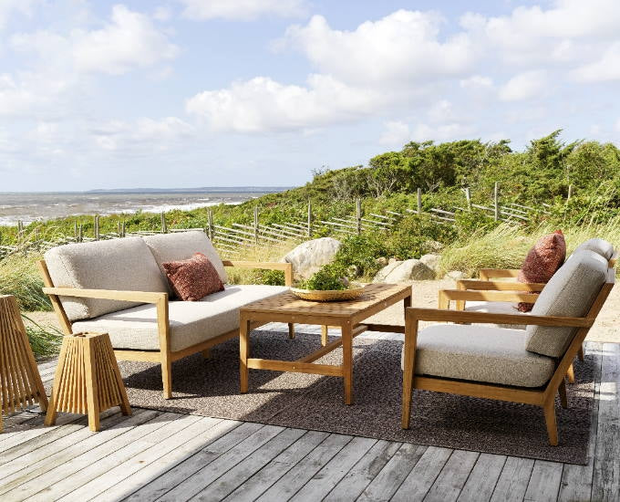 Popular teak sofa