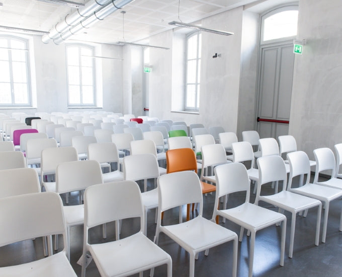 Riva krzesła konferencyjne