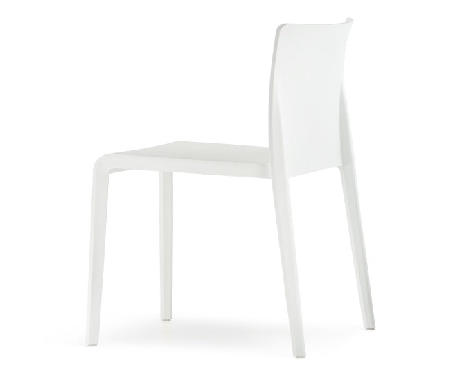 Krzesło Volt 670 w kolorze białym