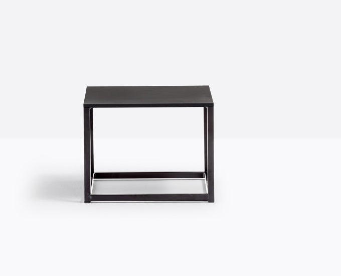 Code 40x40x30 czarny