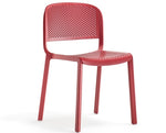Ażurowe krzesło Dome 261 w kolorze czerwonym