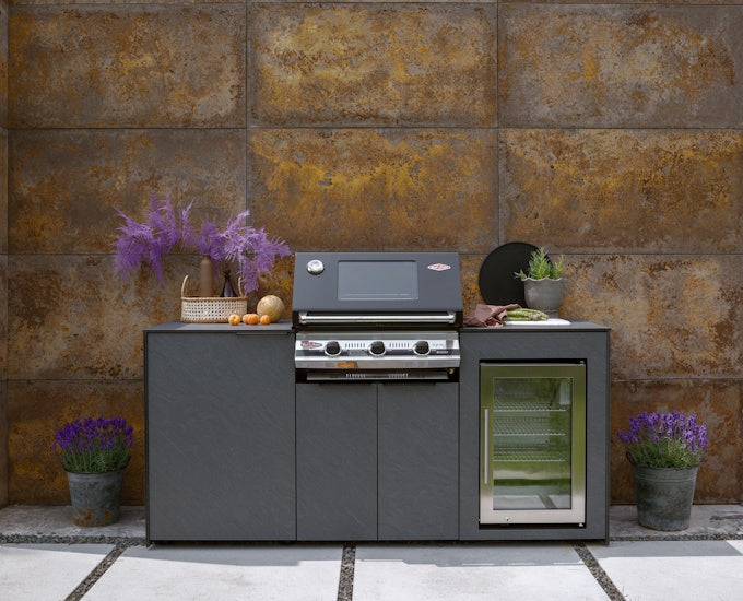 grafitowa kuchnia ogrodowa z grillem hpl