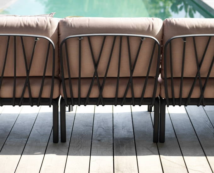 Komodo różowe poduszki