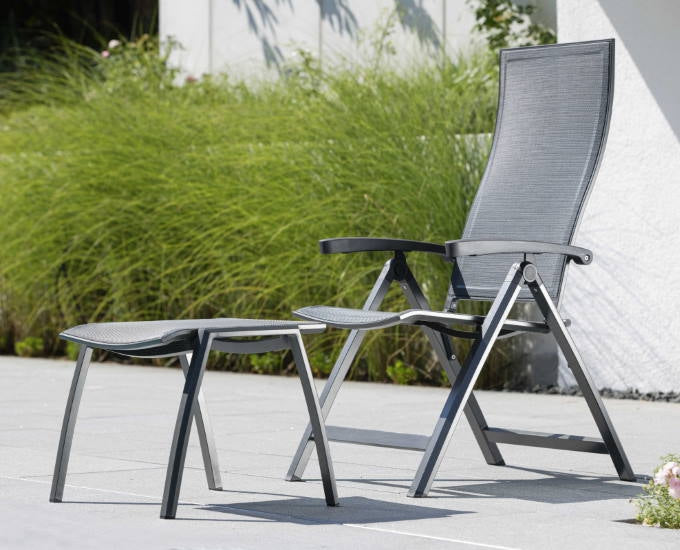 rozkładany fotel Kari antracyt siatka carbon