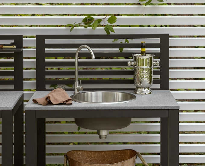 aluminiowa kuchnia ogrodowa czarna