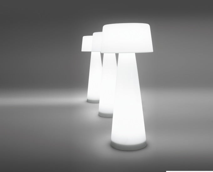 Polietylenowa lampa podłogowa stojąca Time out w kolorze białym