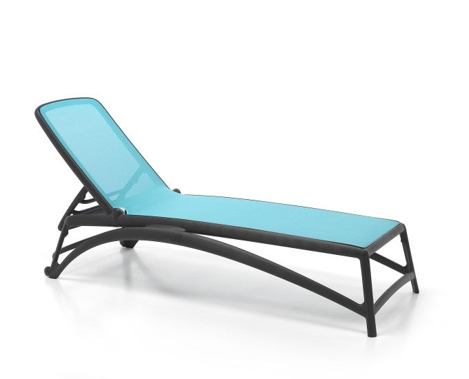 leżak grafitowy plecionka niebieska