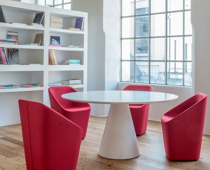 Tapicerowane fotele Log 365 w kolorze G21