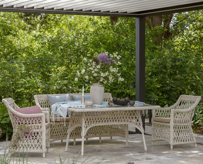 biała sofa technorattan Orleans